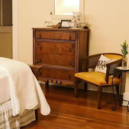 Lady Geneva Bed & Breakfast Medford Zewnętrze zdjęcie