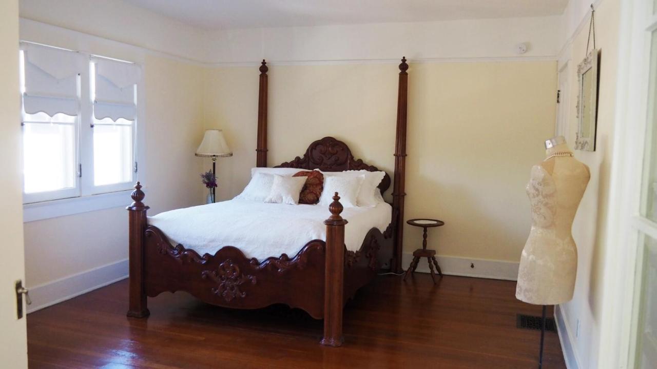 Lady Geneva Bed & Breakfast Medford Zewnętrze zdjęcie