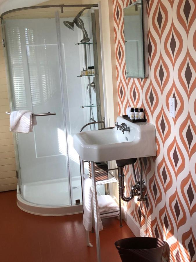 Lady Geneva Bed & Breakfast Medford Zewnętrze zdjęcie